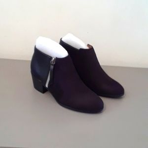 Soda Black Ankle Boots